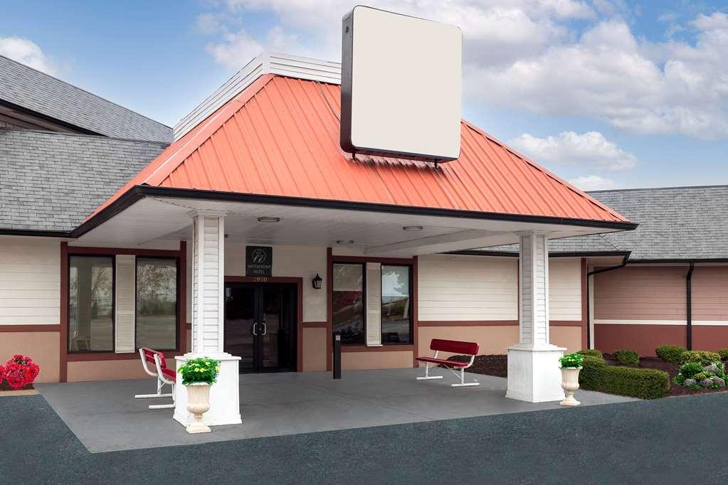 Travelodge By Wyndham Indianapolis Speedway Екстер'єр фото